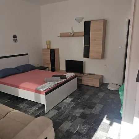 Privatunterkunft Marko 1 Bedroom Apartment-studio 4 Pula